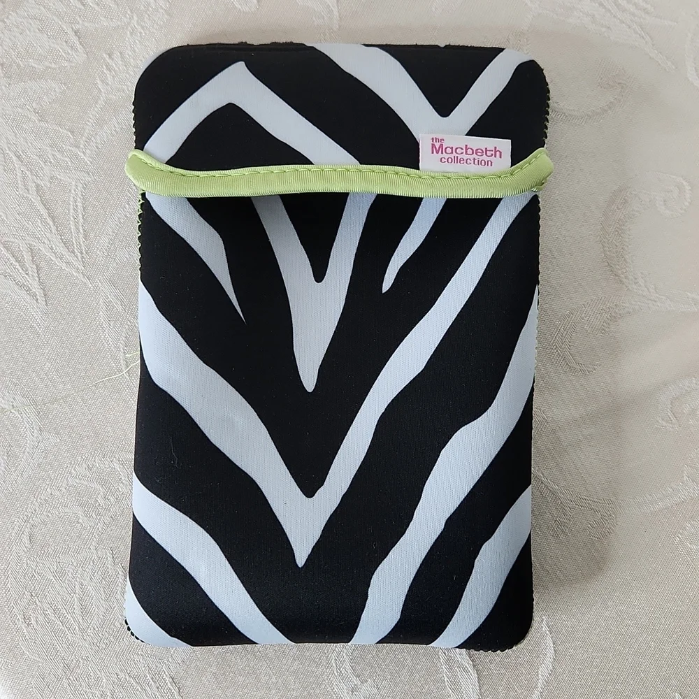 Macbeth Collection reversible mini tablet sleeve/ case floral zebra print